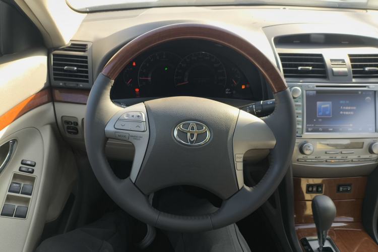 Used Toyota Camry 2013 200G Classic Luxury Edition
