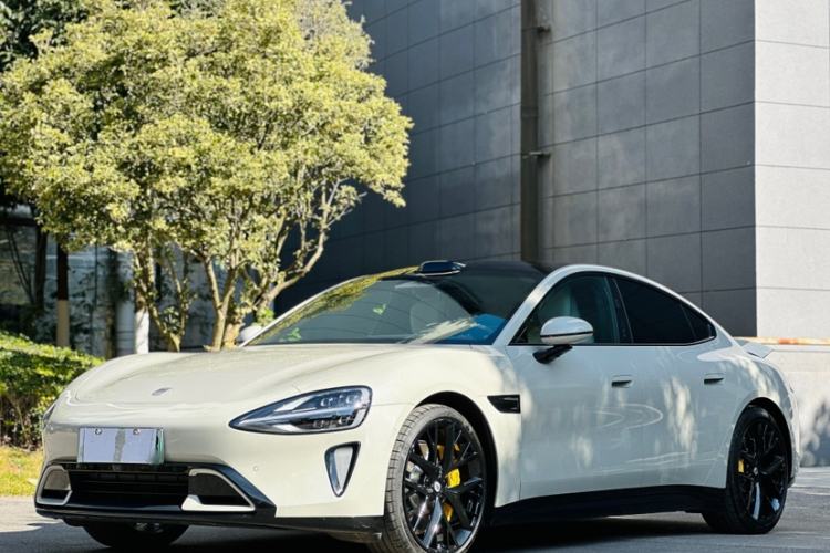 Used Xiaomi Auto SU7 2024 Four-Wheel Drive Ultra-Long Range Advanced Intelligent Driving Max Edition