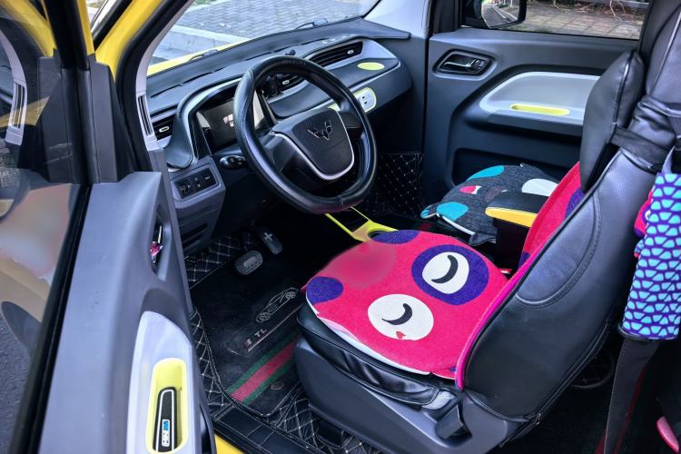 Used Wuling Hongguang MINIEV 2021 Macaron Premium Model – Lithium Iron Phosphate
