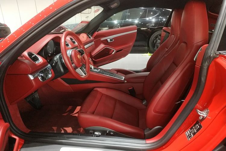 Used Porsche 718 2020 Cayman 2.0T
