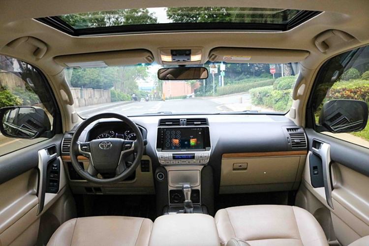 Used Toyota Prado 2018 3.5L Automatic TX-L with Rear-Mounted Spare Tire
