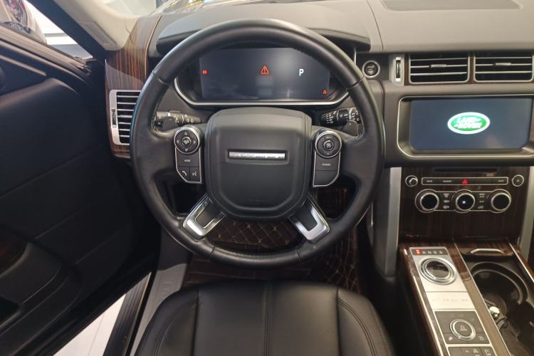 Used Land Rover Range Rover Vogue 2017 3.0T Gasoline HSE Middle East