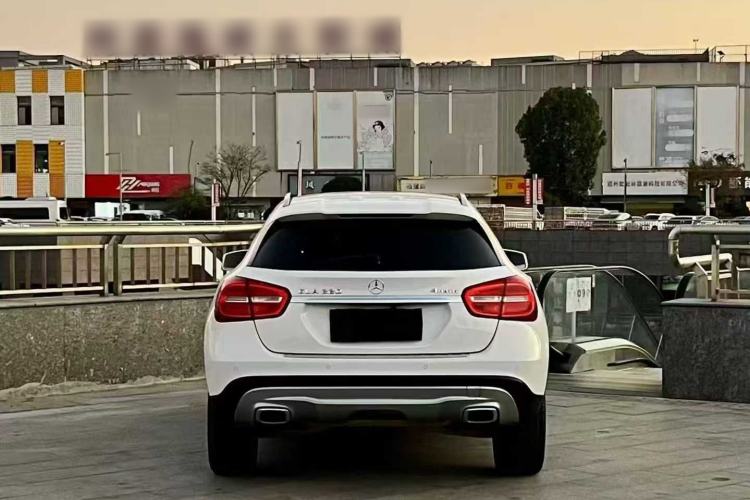 Used Mercedes-Benz GLA 2015 GLA 220 4MATIC Fashion Model
