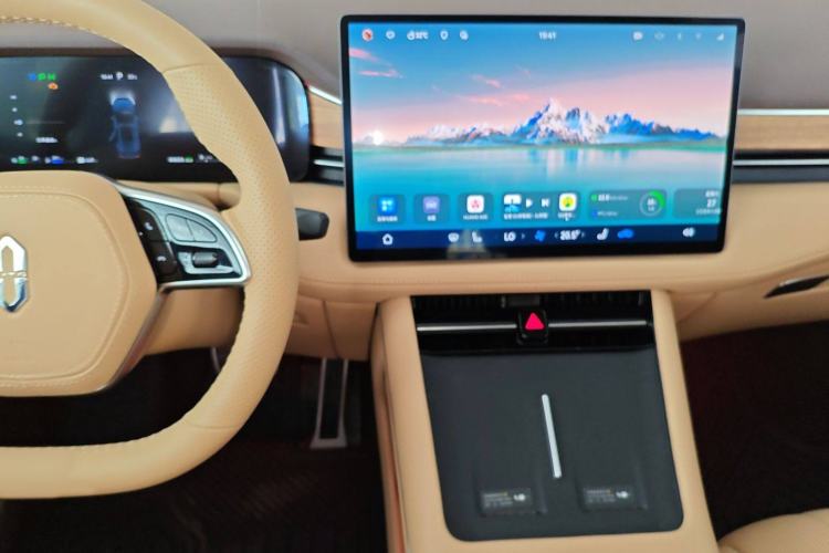 Used Hima AITO M7 2024 1.5T Intelligent Drive 4WD Ultra Version 5 Seats
