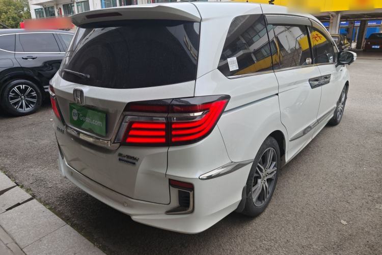 Used Honda Elysion 2019 2.0L Hybrid Luxury Edition
