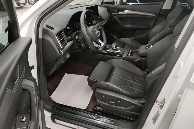 Used Audi Q5L 2022 40T Luxury Dynamic Model