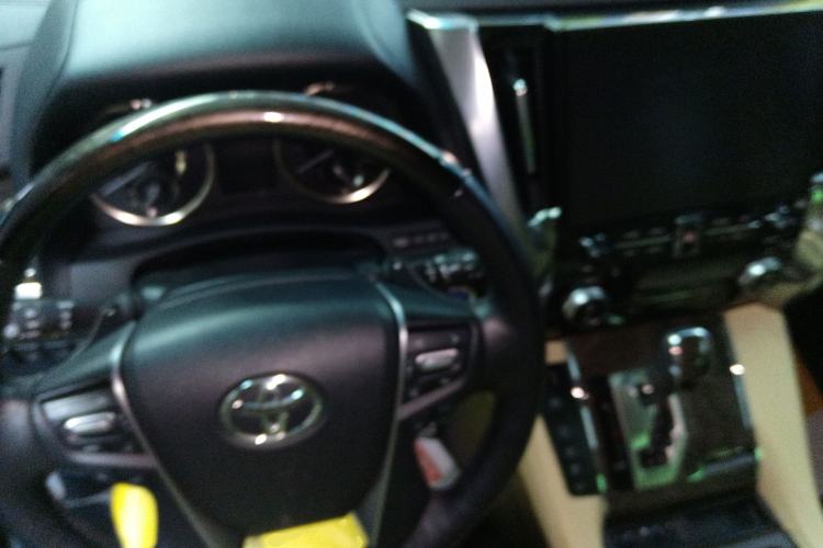 Used Toyota Alphard 2021 Dual-Engine 2.5L Prestige Edition
