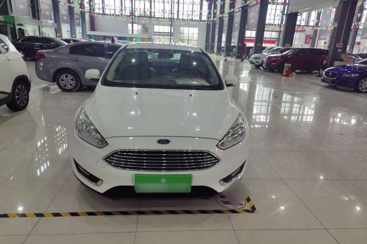 Used Ford Focus 2017 Sedan 1.6L Automatic Fashion Edition Smart Drive Version
