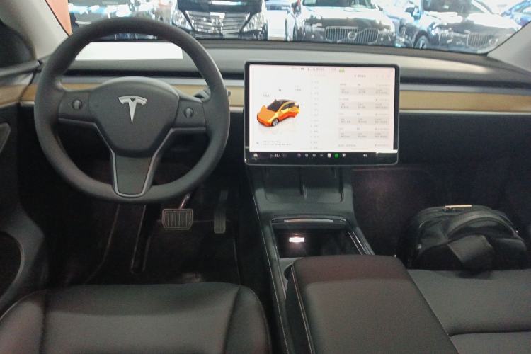 Used Tesla Model Y 2022 Rear-Wheel-Drive Version