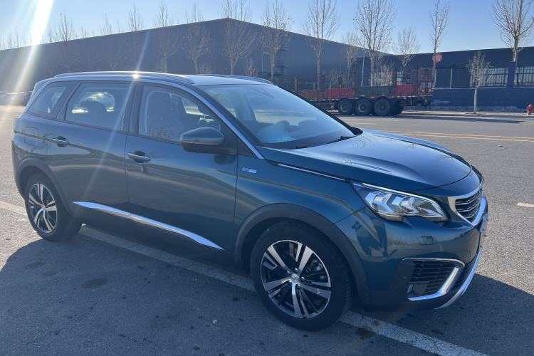 Used Peugeot 5008 2017 380THP 7-Seater Elite Edition
