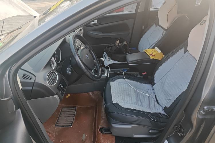 Used Ford Focus 2013 Hatchback Classic 1.8L Manual Base Model
