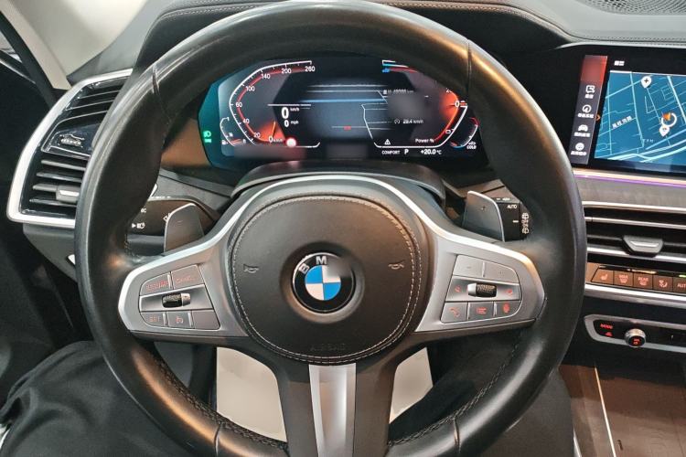 Used BMW X5 2022 Restyled xDrive 30Li Luxury Version M Sport Package
