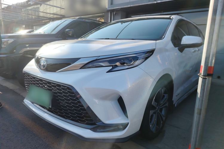 Used Toyota Granvia 2023 2.5L Hybrid Prestige PLUS Edition
