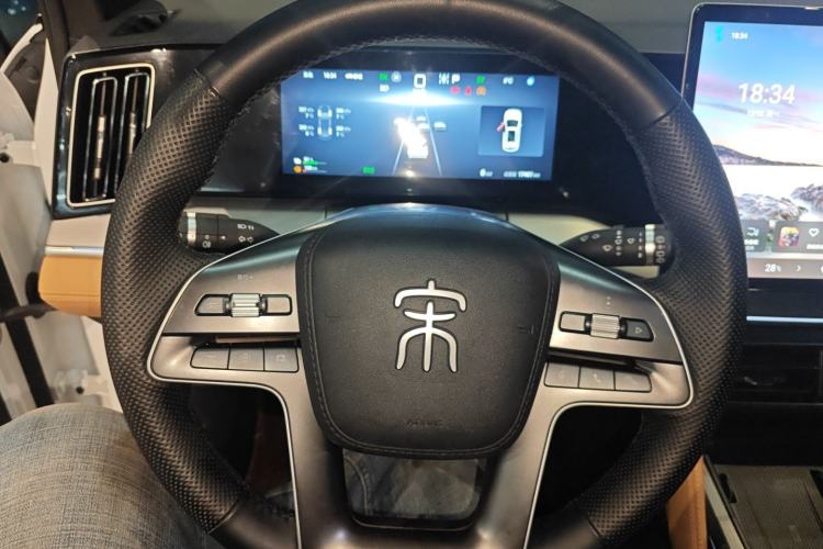 Used BYD Song L DM-i 2024 160km Beyond Edition
