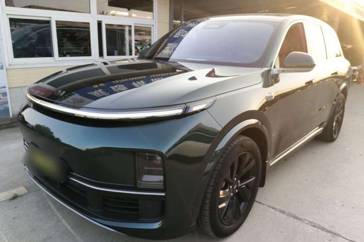 Used Li Auto L8 2023 Pro Model
