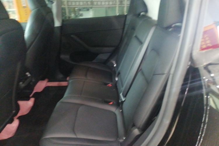 Used Tesla Model Y 2023 Rear-Wheel-Drive Version
