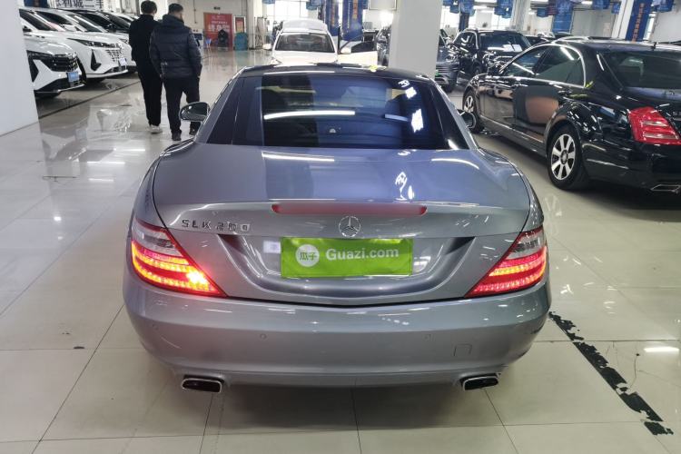Used Mercedes-Benz SLK-Class 2011 SLK 200 Fashion Model
