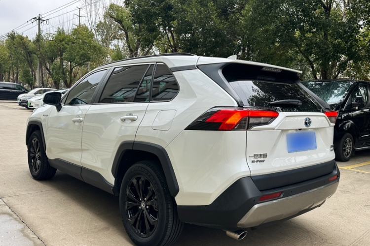 Used Toyota RAV4 2023 Dual-Engine 2.5L E-CVT Four-Wheel Drive Elite Plus Edition
