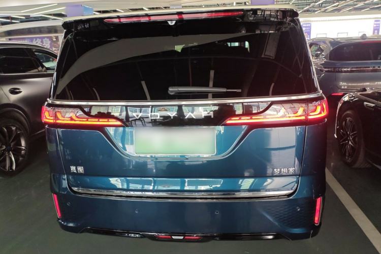 Used VOYAH Dream 2025 PHEV Four-Wheel-Drive Flagship Version – Qiankun Edition
