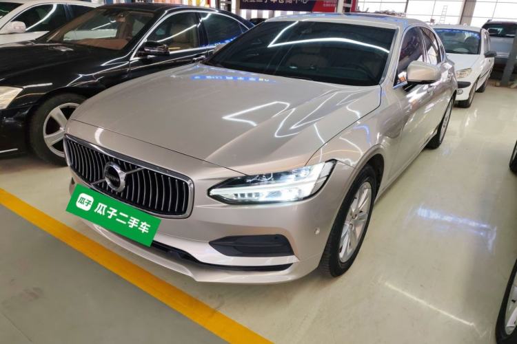 Used Volvo S90 2018 T4 Zhiyi Edition