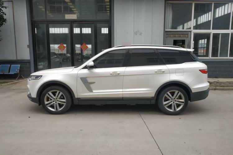 Used Zotye T800 2018 2.0T Automatic Prestige Smart Connectivity 7-Seater
