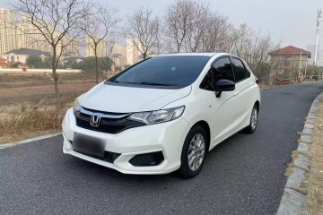 Used Honda Fit 2018 1.5L CVT Comfort Sunroof Version