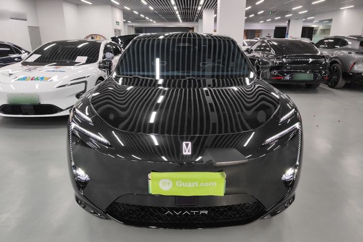 Used  11 2025 Ultra Extended-Range Edition
