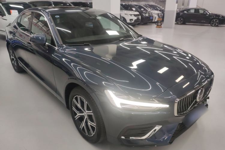 Used Volvo S60 2023 B4 Zhiyi Luxury Edition