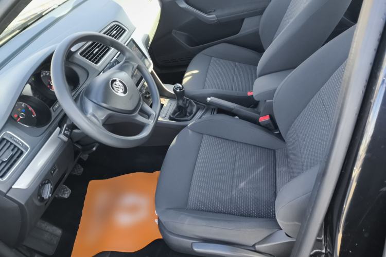 Used Volkswagen Lavida 2017 1.6L Manual Fashion Edition
