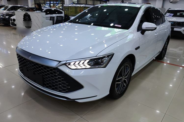 Used BYD Qin PLUS 2023 Champion Edition DM-i 120KM Beyond Model
