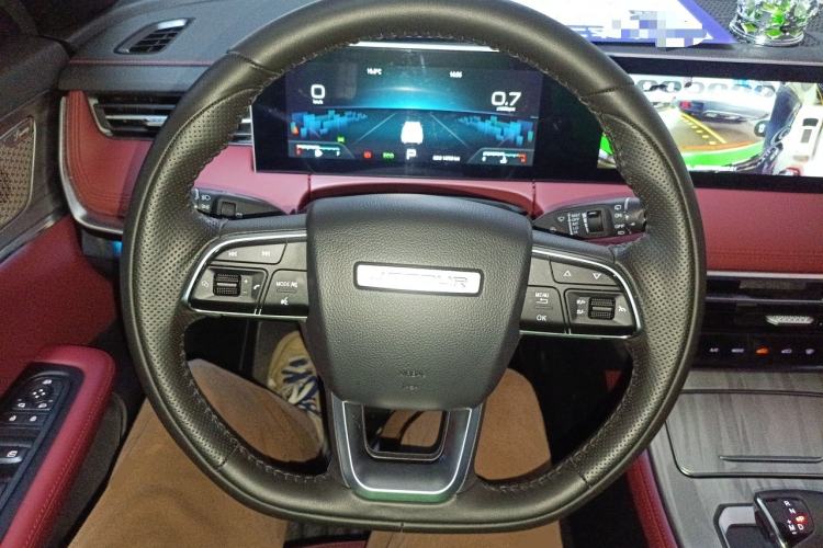 Used JETOUR X70 PLUS 2023 1.5T DCT Brave PLUS 5-Seater
