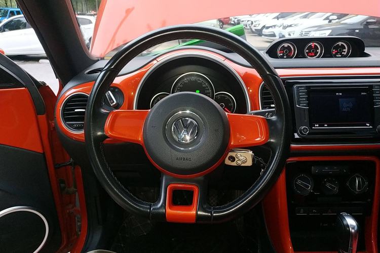 Used Volkswagen Beetle 2018 180TSI Shangle Model
