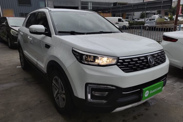 Used Changan CS55 2019 1.5T Manual Colorful Model China VI Standard
