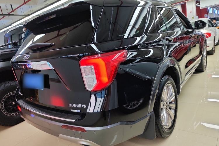 Used Ford Explorer 2020 EcoBoost 285 4x4 Titanium Edition 7-Seater
