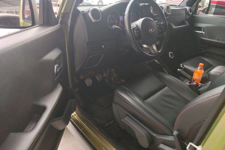 Used BAIC Off-Road BJ40 2016 40L 2.0T Manual All-Wheel Drive Prestige Edition