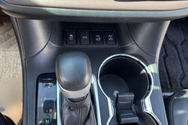 Used Toyota Highlander 2018 2.0T Four-Wheel Drive Ultimate Edition 7-Seater Emission Standard China V
