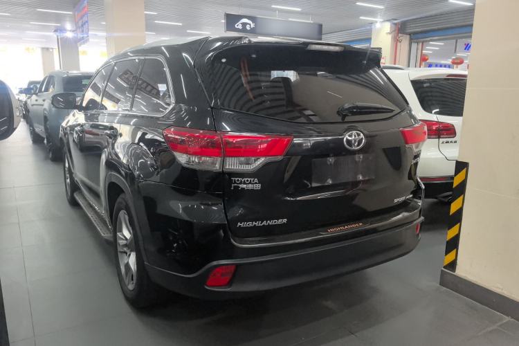 Used Toyota Highlander 2018 2.0T Four-Wheel Drive Prestige Version 7 Seats China V Emission Standard