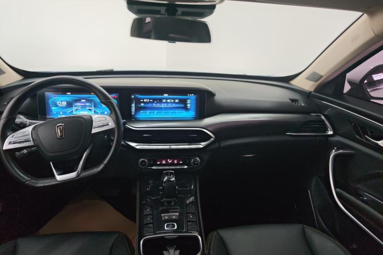 Used Bestune T77 2019 230 TID Automatic Prestige Version China V Emission Standard
