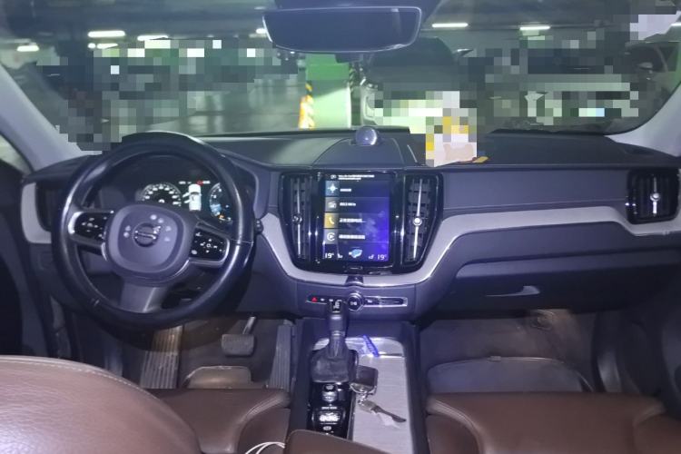 Used Volvo XC60 2021 T5 4x4 Smart Luxury Edition