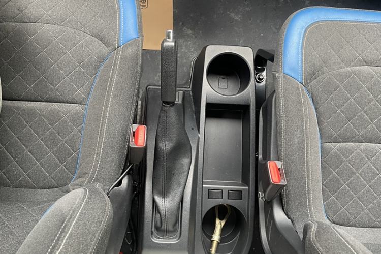 Used Foton Intelligent Blue Elf E7 2024 All-Electric Van Flat Roof 2 Seats EVE Energy 41.86 kWh
