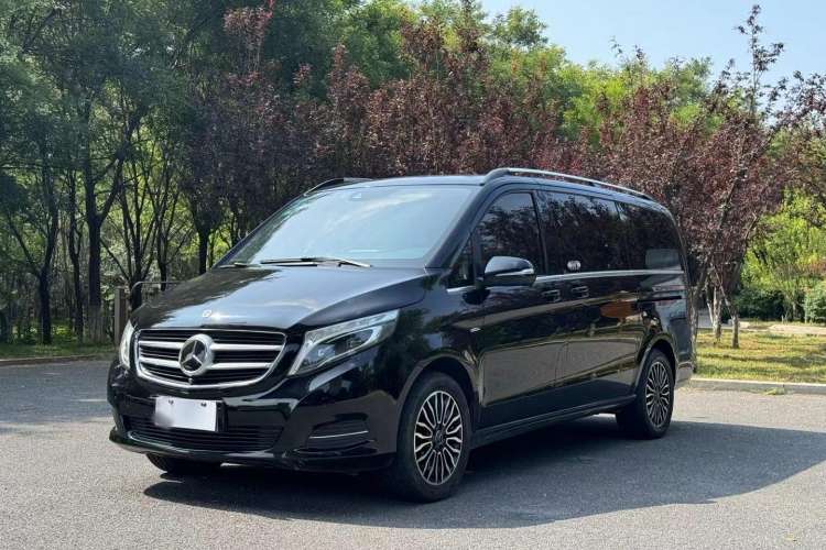 Used Mercedes-Benz V-Class 2017 V 260 Prestige Edition
