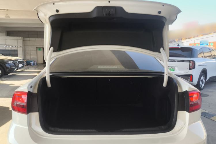 Used Volkswagen Lamando 2019 230TSI DSG Fashion Edition China V Standard