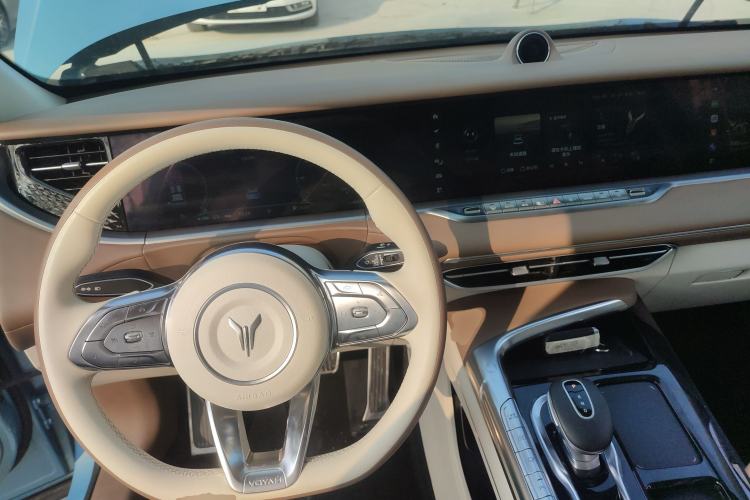 Used VOYAH FREE 2021 Four-Wheel Drive Standard All-Electric Exclusive Luxury Package
