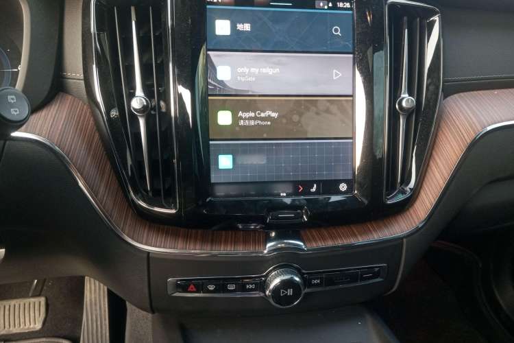 Used Volvo XC60 New Energy 2024 T8 Plug-in Hybrid Long-Range All-Wheel Drive Smart Luxury Edition
