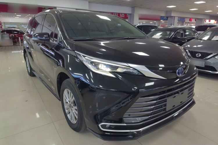 Used Toyota Sienna 2021 2.5L Hybrid Luxury Edition
