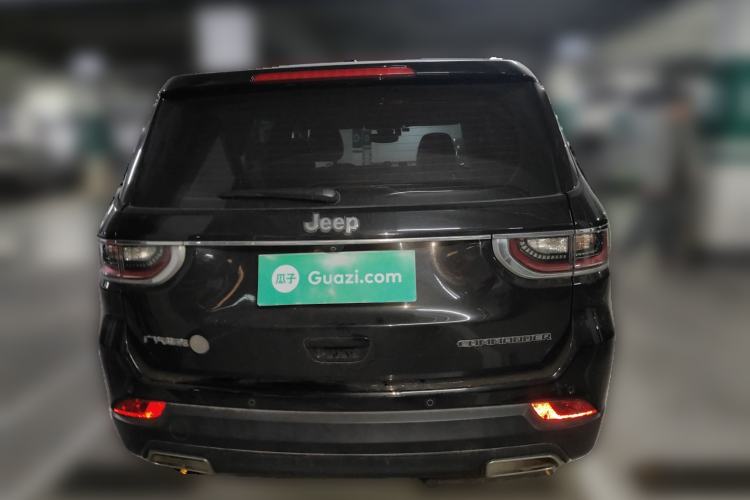 Used  Commander 2018 2.0T Two-Wheel Drive Enjoyment Version China VI Emission Standard