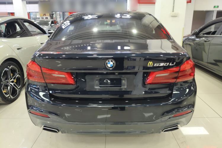 Used BMW 5 Series 2019 Facelifted 530Li Leading Edition M Sport Package

