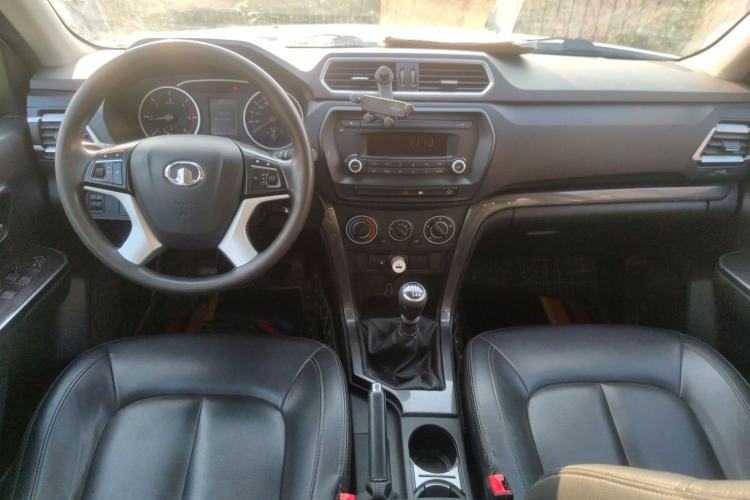 Used Great Wall Wingle 5 2017 2.0T European-spec Diesel Two-Wheel-Drive Entry-Level Big Double-Cab GW4D20D