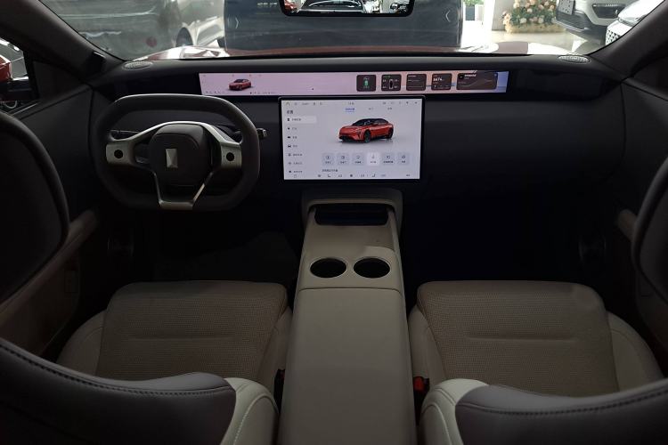 Used  06 2025 Pro Range-Extended Edition