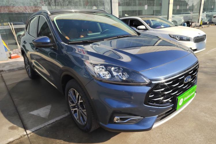 Used Ford Escape 2020 EcoBoost 245 Two-Wheel-Drive Titanium Edition
